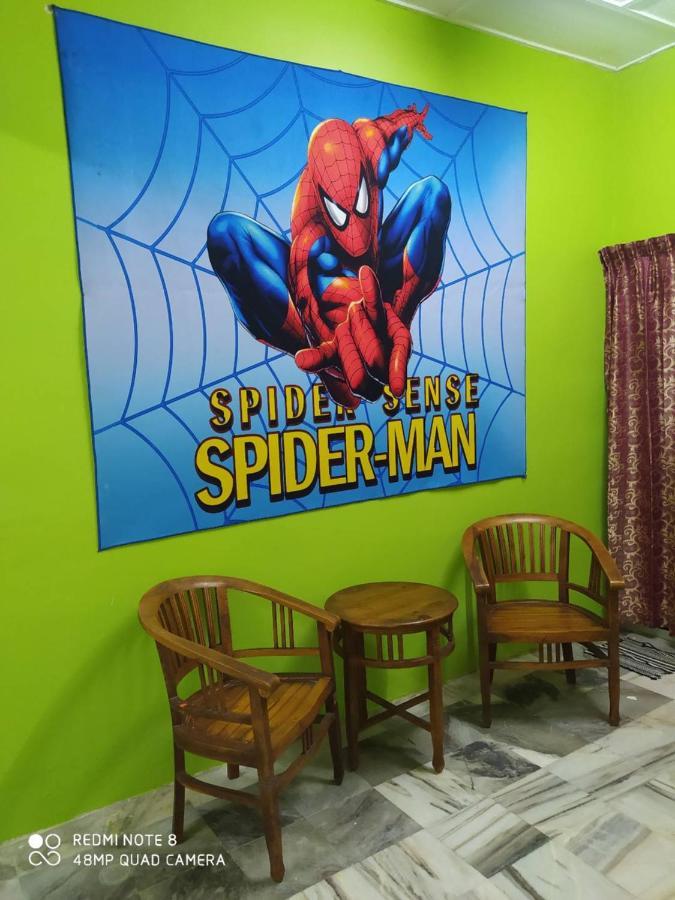 Homestay D' Tengah Bandar Куала Ромпін Екстер'єр фото
